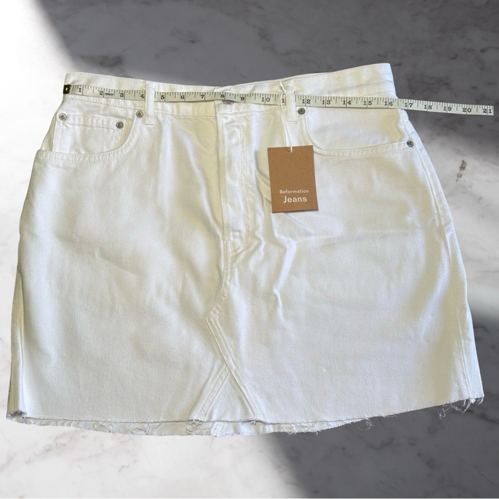 Reformation Cherry Denim Mini Skirt In White Size 31 - Picture 9 of 14